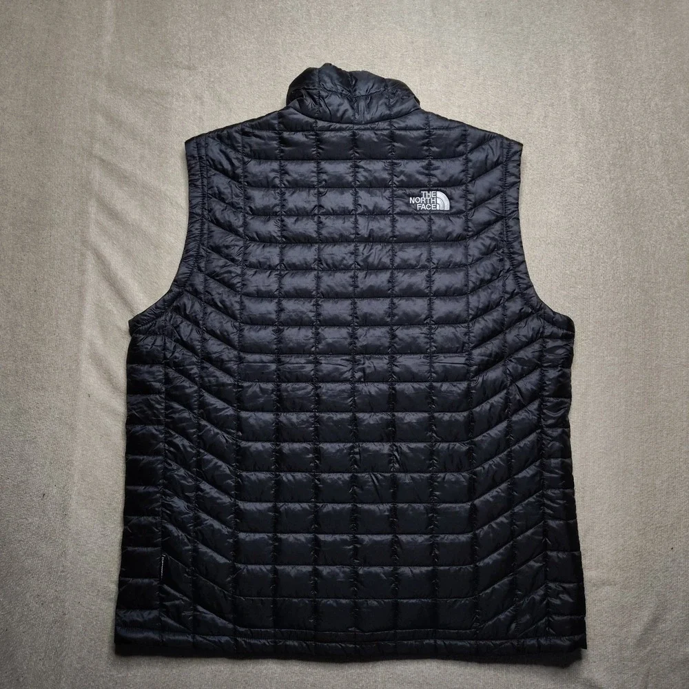 The North Face ThermoBall Trek Puffer Vest Mens L Black NWT AMC/Coca-Cola Logo